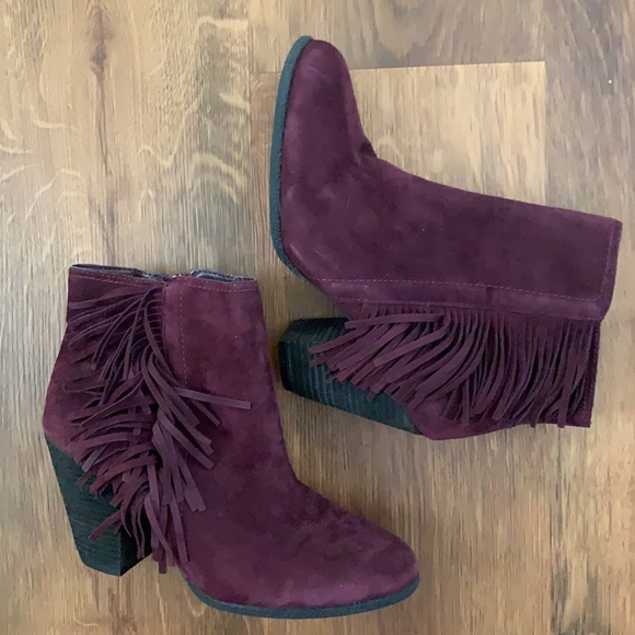 Vince Camuto Hayzee Fringe Deep Wine Bootie - Picture 3 of 9
